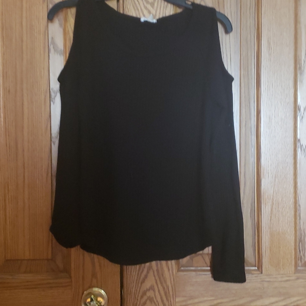 cold shoulder top